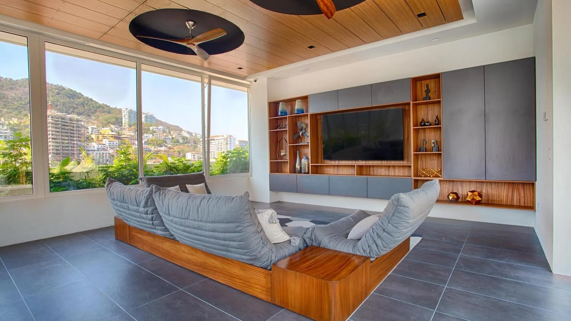 Penthouse Panoramic View To Downtown And Mountains Villa Puerto Vallarta